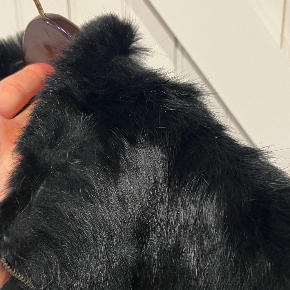 Black Rabbit Fur Vest - Picture 10 of 11